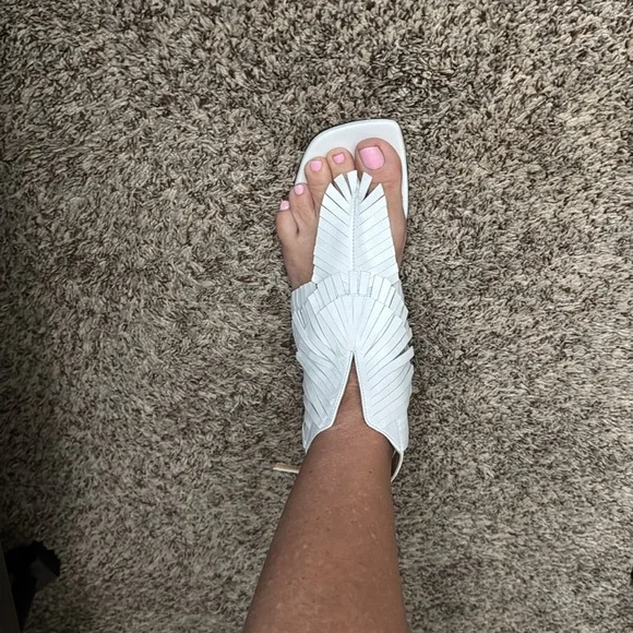 Sergio Rossi White Leather Fringe Sandals 36 - Picture 7 of 11